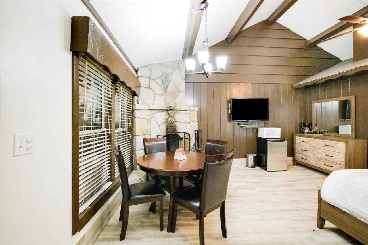 Arrowhead Tree Top Lodge Lake Arrowhead Dış mekan fotoğraf